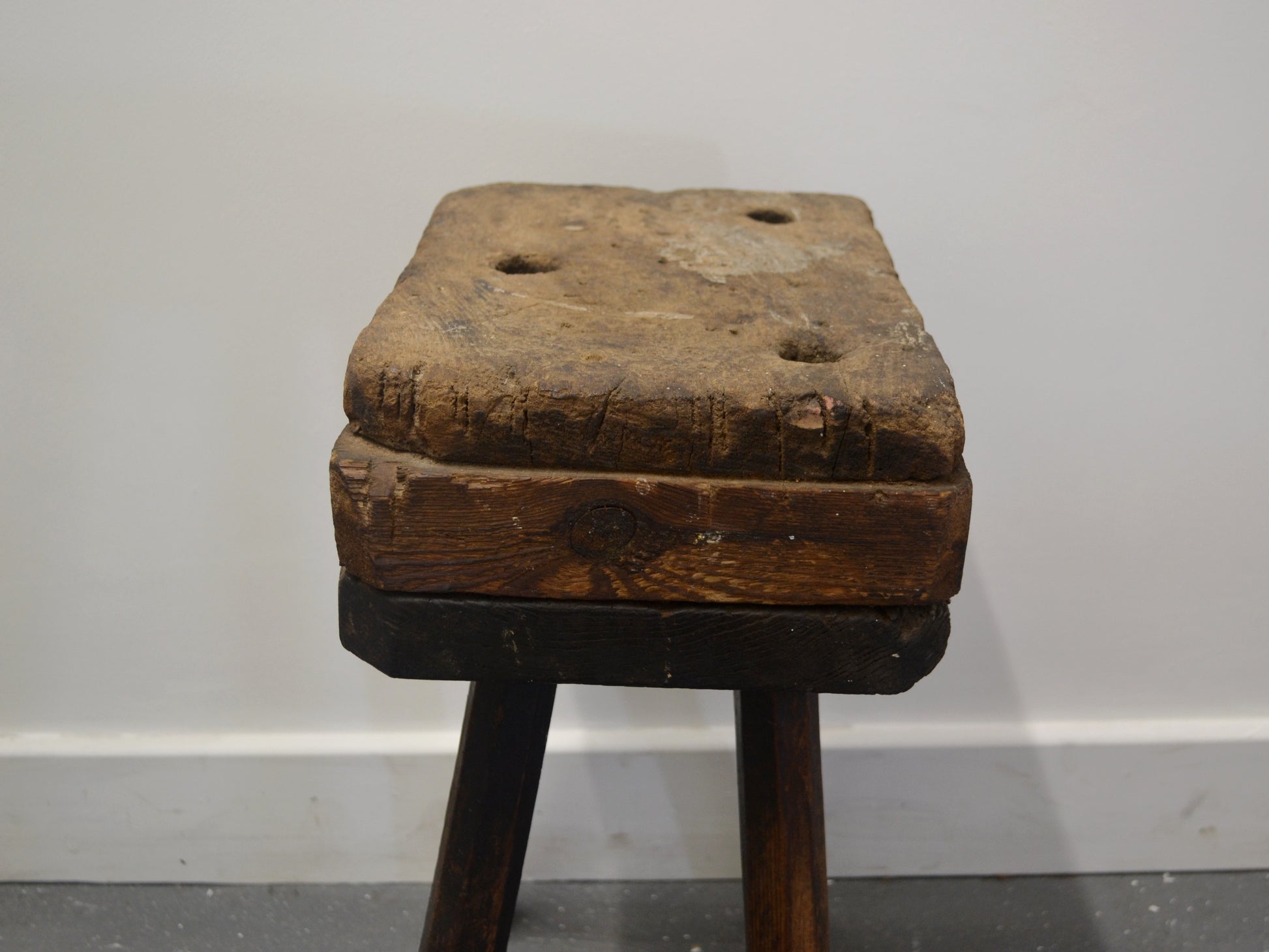ntique cutler's stool rear view showing four-leg joinery and patina, Victorian England circa 1880s, vernacular folk furniture