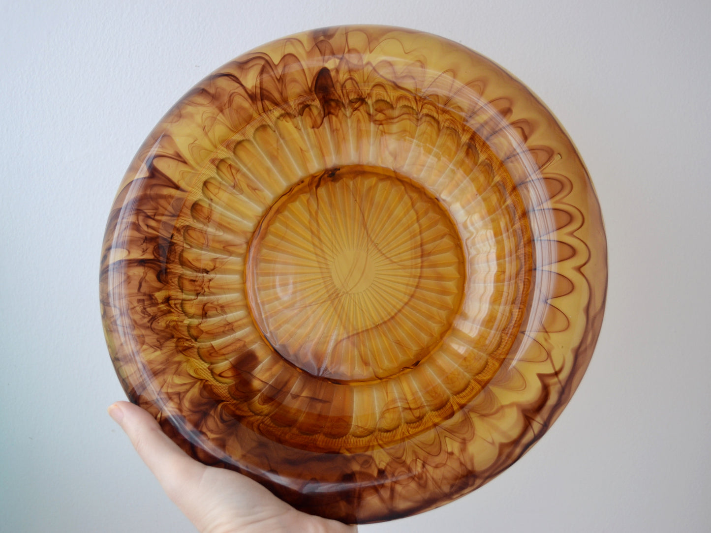 George Davidson amber Cloud Glass bowl, ribbed border, diameter 30cm, Art Deco England circa 1930s