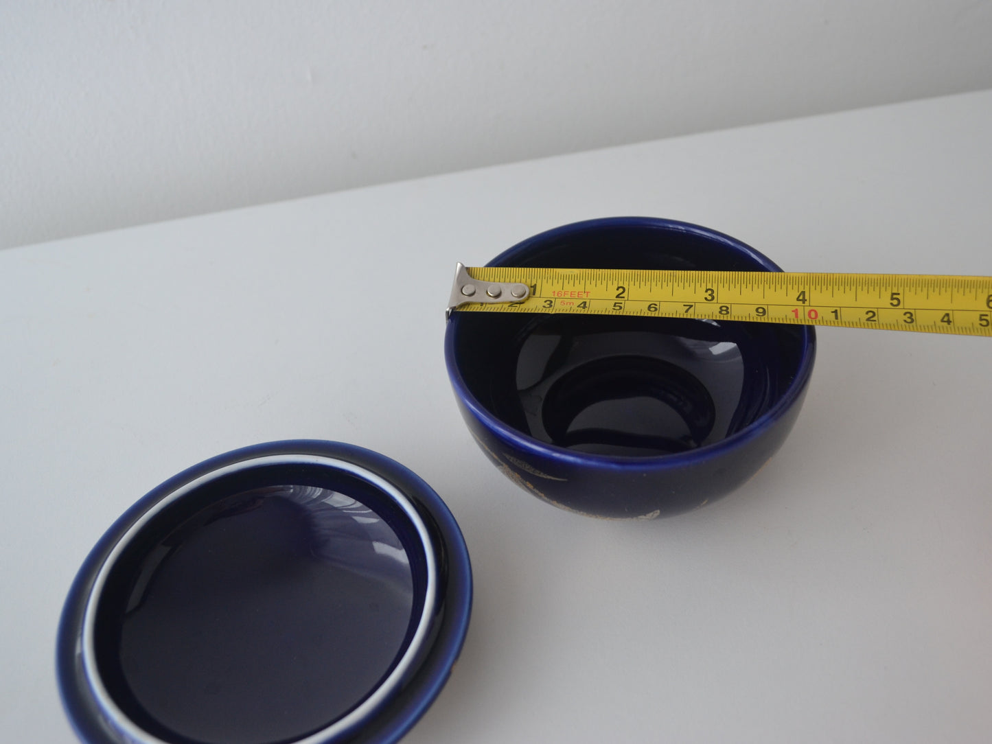 Manufacture de Monaco Lidded Porcelain Box — Cobalt Blue & Gold, Design de Rayons, Limited Edition 347/5000