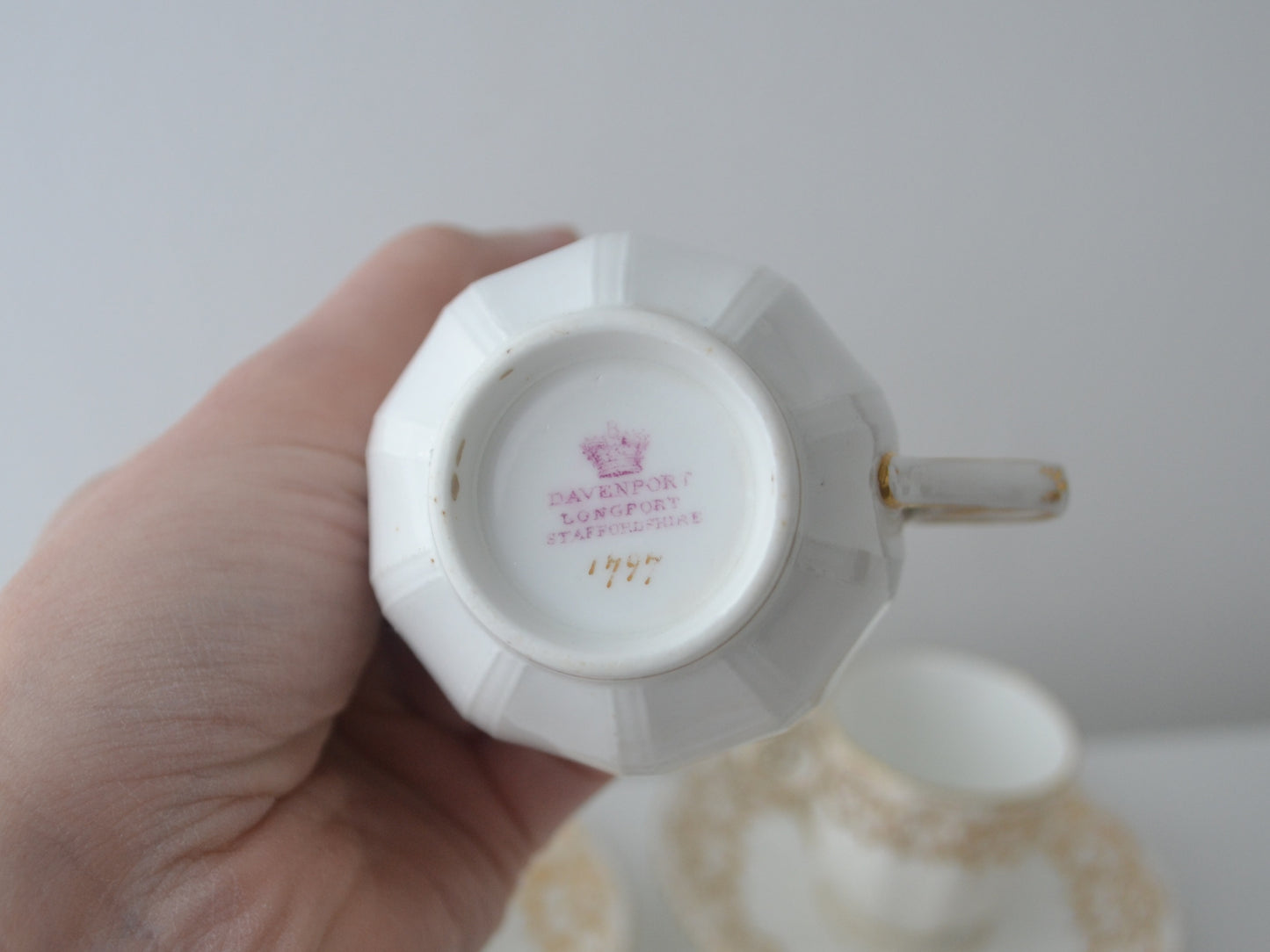 Davenport Longport Staffordshire maker's mark, pattern number 1795, pink crown stamp, antique porcelain