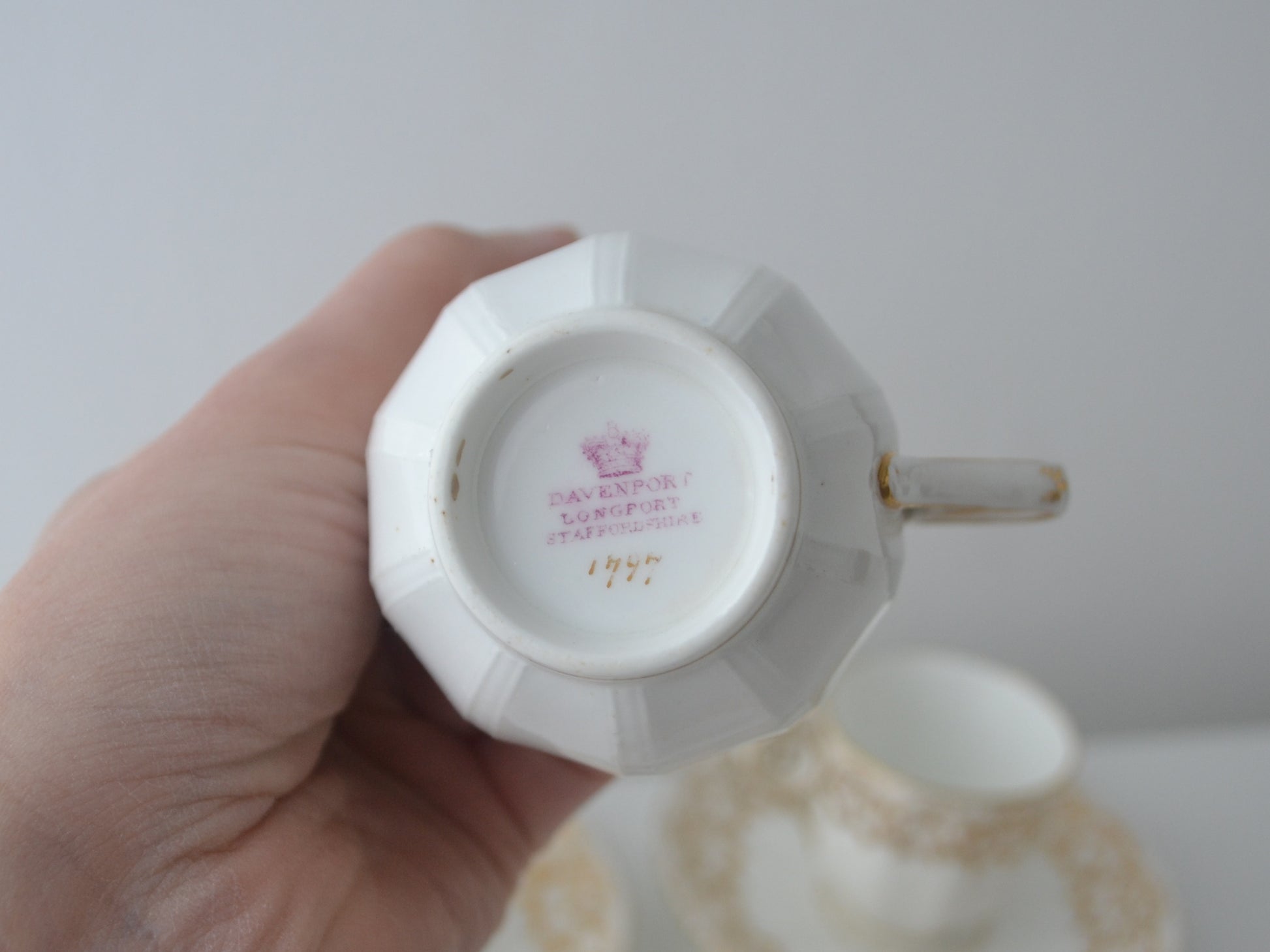Davenport Longport Staffordshire maker's mark, pattern number 1795, pink crown stamp, antique porcelain
