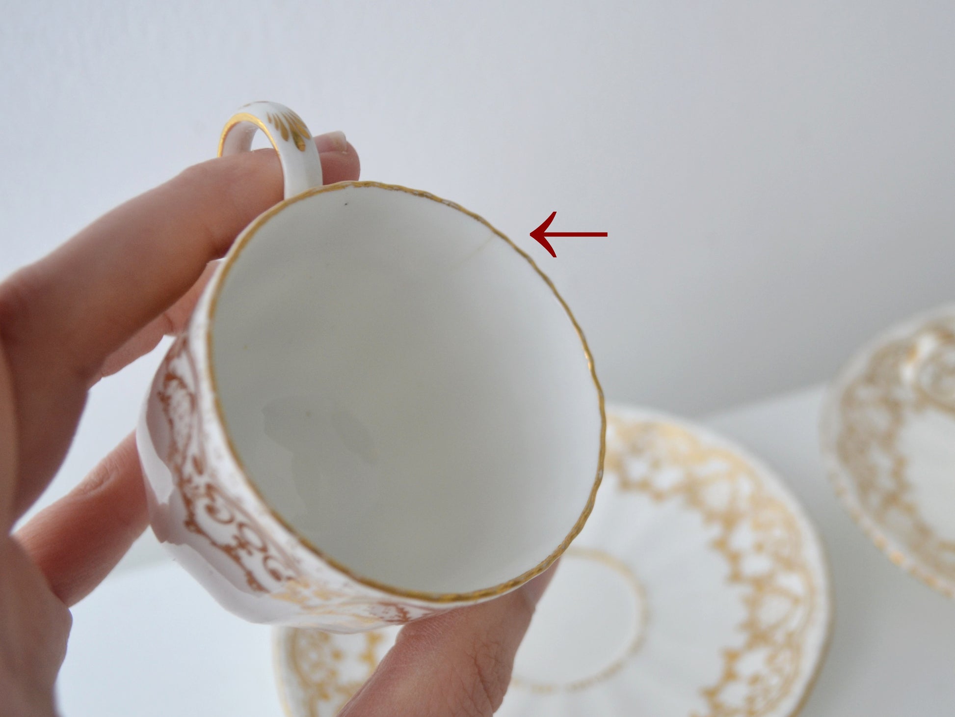 Davenport antique English porcelain teacup, translucent white porcelain, gilt decoration, Regency period