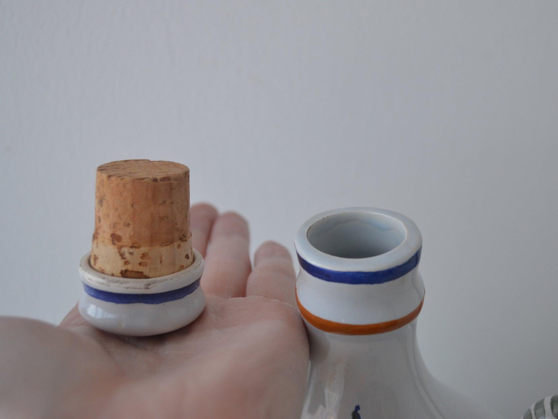 Original cork stopper detail, French faience apothecary jar P. de ALOE, circa 18th–19th century.