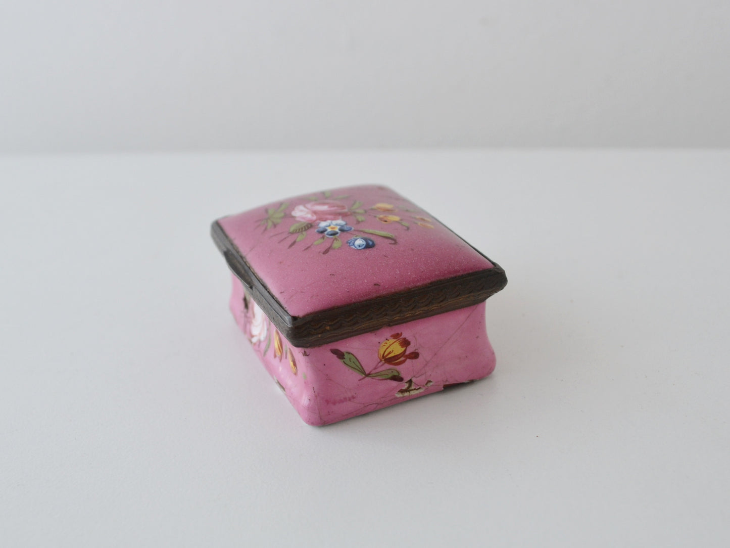 Georgian Enamel Snuff Box — Hand-Painted Roses, England 1770s