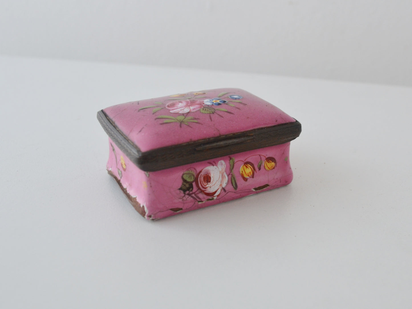 Georgian Enamel Snuff Box — Hand-Painted Roses, England 1770s