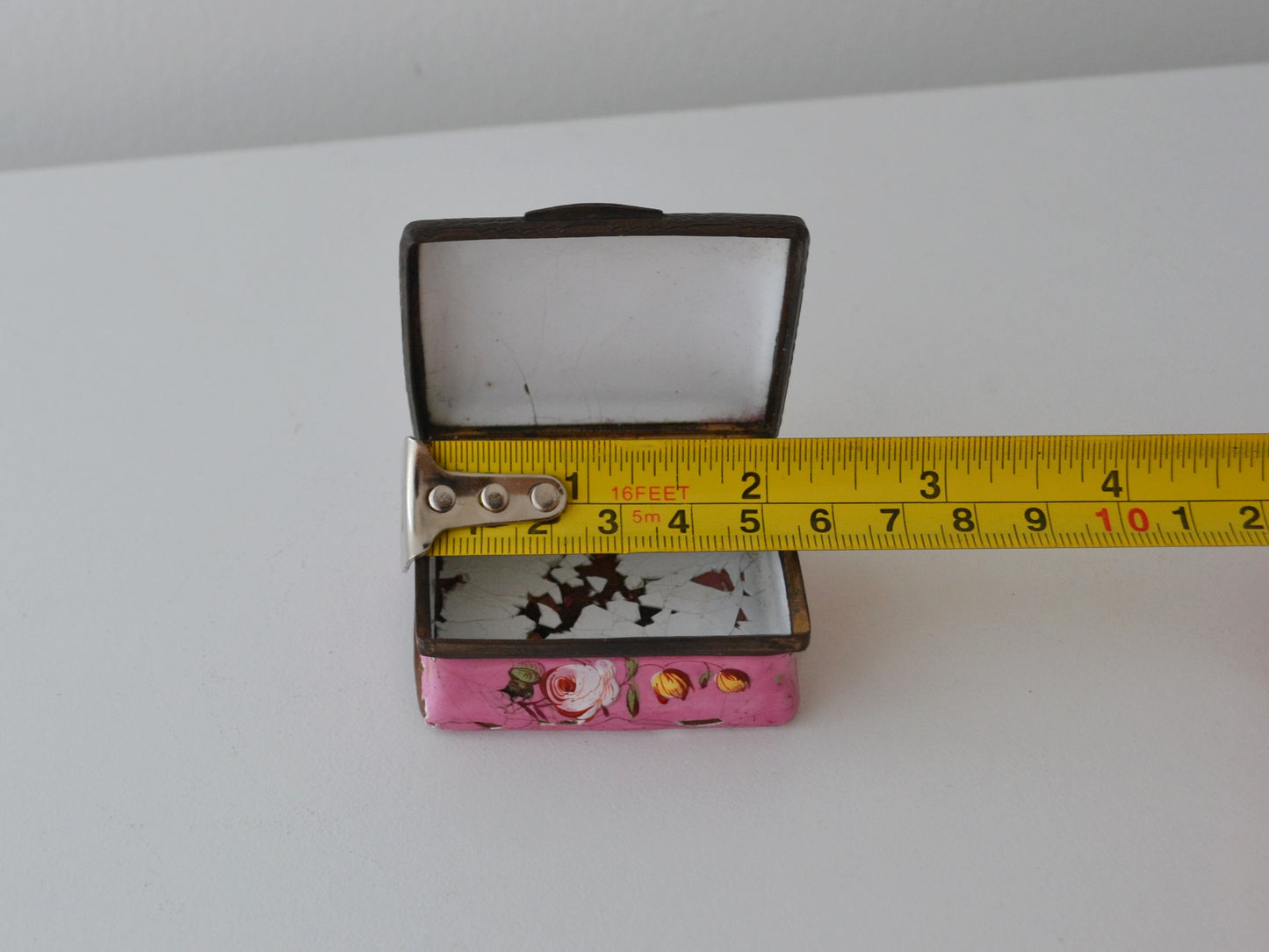 Georgian Enamel Snuff Box — Hand-Painted Roses, England 1770s