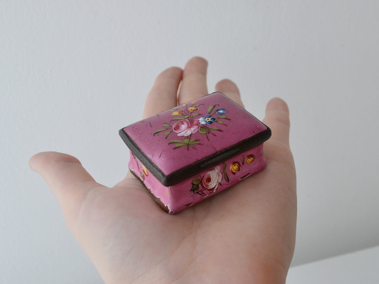 Georgian Enamel Snuff Box — Hand-Painted Roses, England 1770s